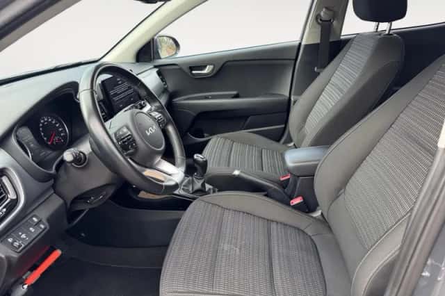 Kia Stonic (2022) thumbnail 16