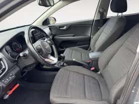 Kia Stonic (2022) thumbnail 16