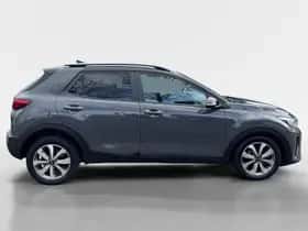 Kia Stonic (2022) thumbnail 5