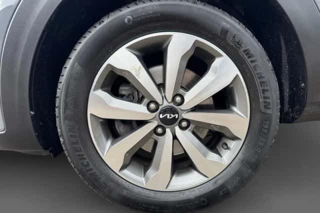 Kia Stonic (2022) thumbnail 8