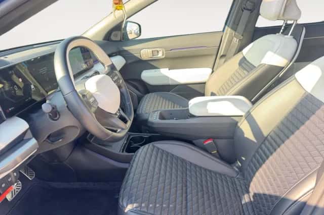 Kia EV4 (2025) thumbnail 9