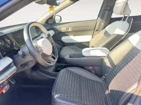 Kia EV4 (2025) thumbnail 9