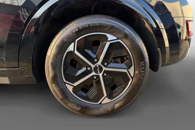 Kia Niro (2022) thumbnail 6