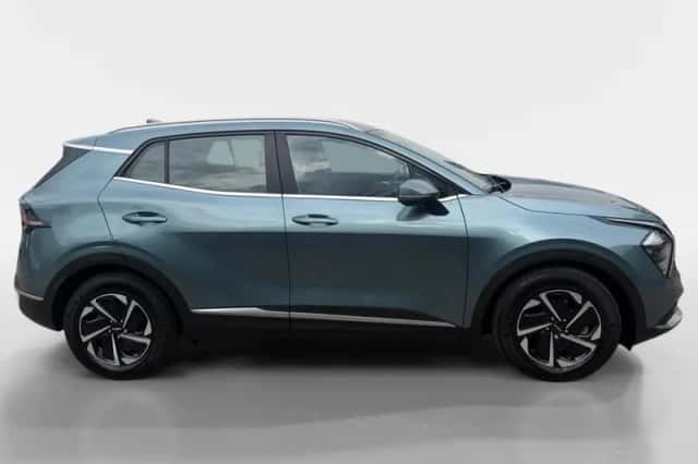 Kia Sportage (2023) thumbnail 4