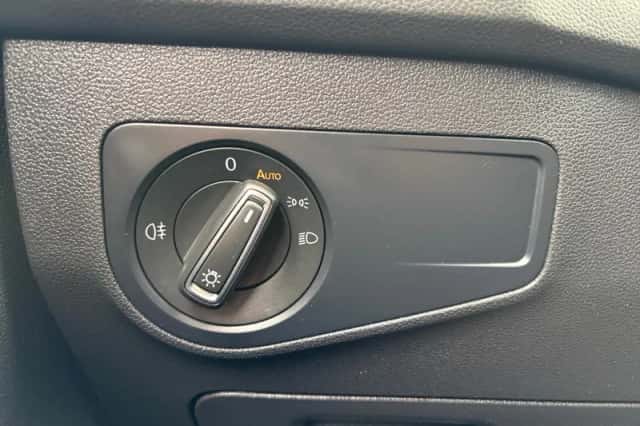 Volkswagen Tiguan (2021) thumbnail 29