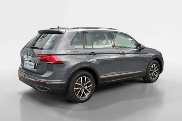 Volkswagen Tiguan (2021) thumbnail 5