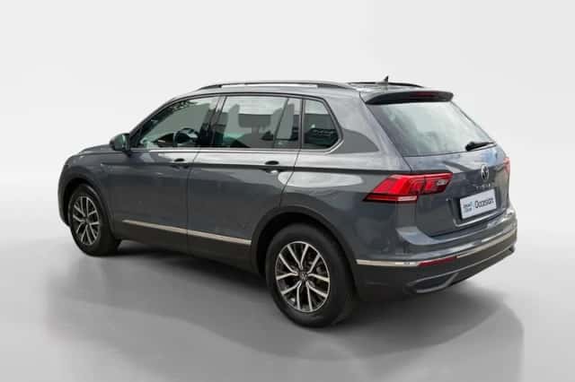Volkswagen Tiguan (2021) thumbnail 7