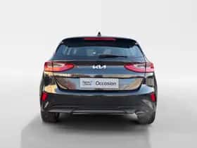 Kia Ceed (2024) thumbnail 3