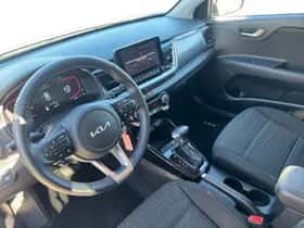 Kia Stonic (2025) thumbnail 8
