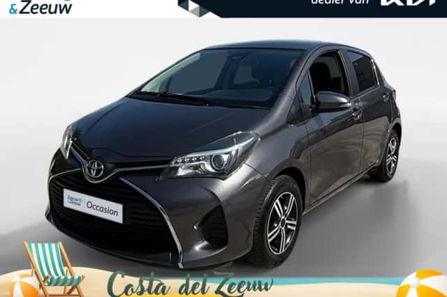 Toyota Yaris (2017) thumbnail 1