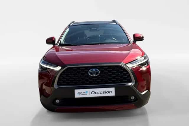 Toyota Corolla (2023) thumbnail 2
