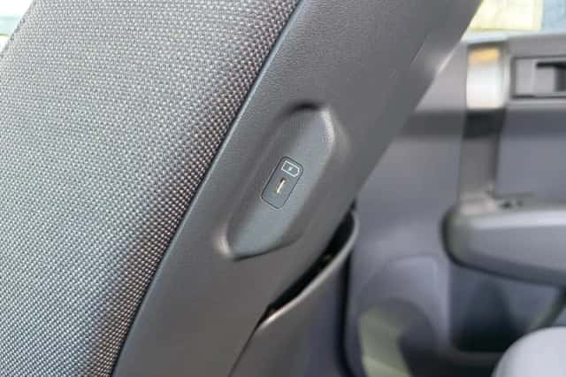 Kia EV3 (2025) thumbnail 25