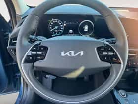 Kia Niro (2025) thumbnail 13