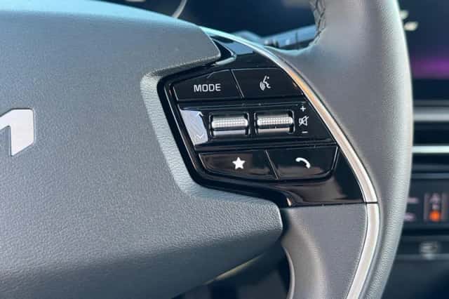 Kia Niro (2025) thumbnail 17