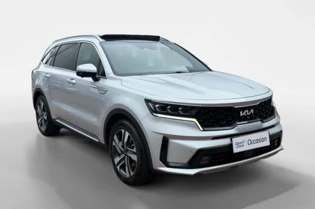 Kia Sorento (2022) thumbnail 3