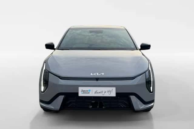 Kia EV4 (2025) thumbnail 2