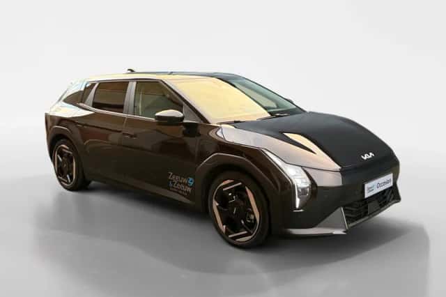 Kia EV4 (2025) thumbnail 3