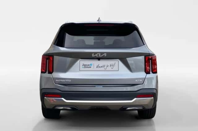 Kia Sorento (2026) thumbnail 4