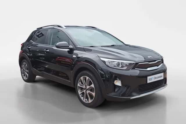 Kia Stonic (2020) thumbnail 3