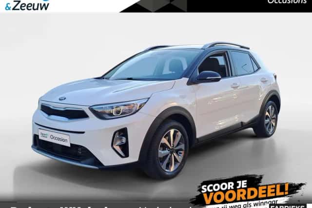 Kia Stonic (2021) thumbnail 1
