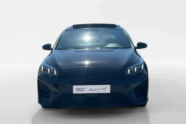 Kia Ceed (2025) thumbnail 3
