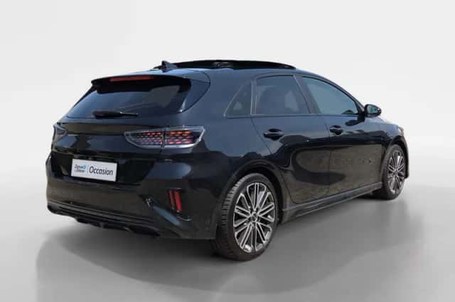 Kia Ceed (2025) thumbnail 4