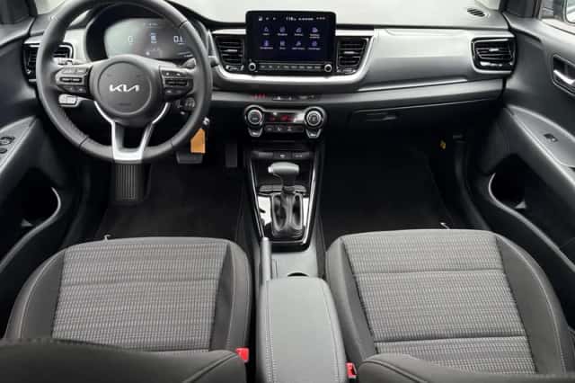 Kia Stonic (2025) thumbnail 16