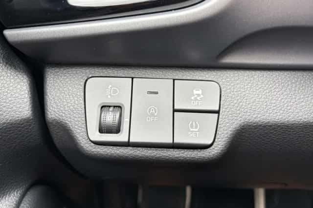 Kia Stonic (2025) thumbnail 26