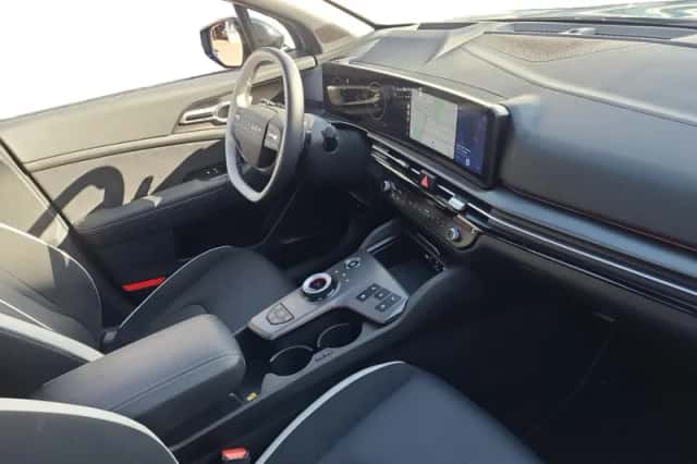 Kia Sportage (2025) thumbnail 11