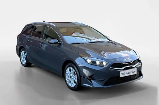 Kia Ceed Sportswagon (2024) thumbnail 3