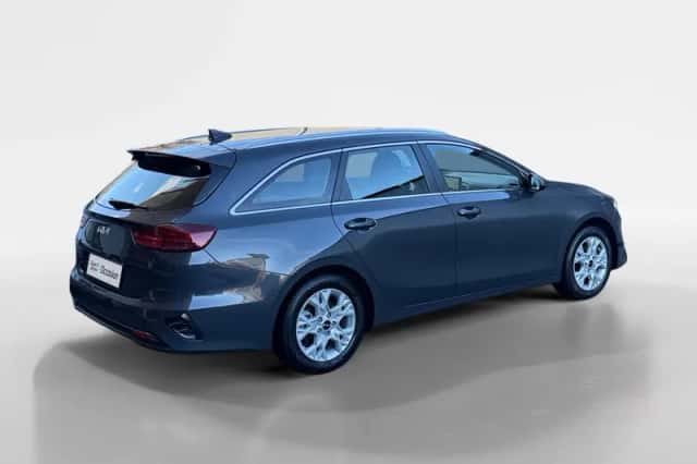 Kia Ceed Sportswagon (2024) thumbnail 5