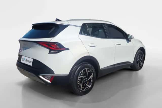 Kia Sportage (2023) thumbnail 4