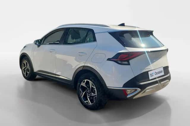 Kia Sportage (2023) thumbnail 6
