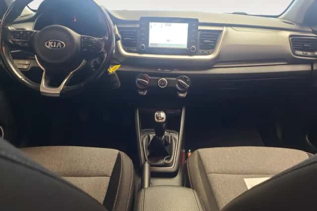 Kia Stonic (2020) thumbnail 17