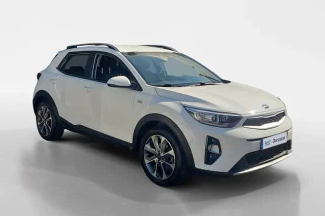 Kia Stonic (2020) thumbnail 3