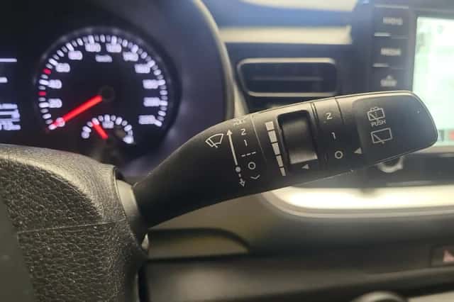 Kia Stonic (2020) thumbnail 27