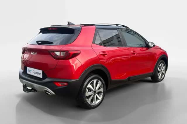 Kia Stonic (2023) thumbnail 4