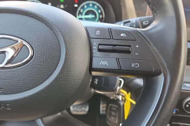 Hyundai Bayon (2022) thumbnail 16