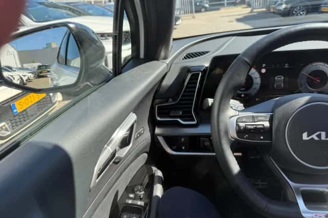 Kia Sportage (2025) thumbnail 18