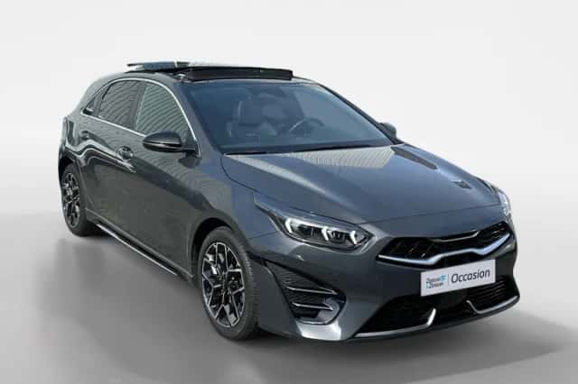 Kia Ceed (2024) thumbnail 3