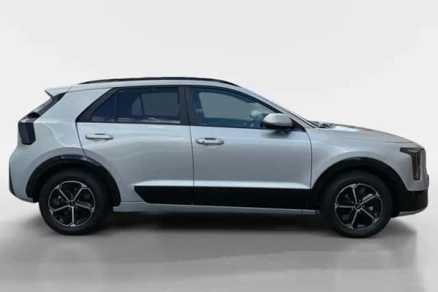 Kia Niro (2026) thumbnail 4