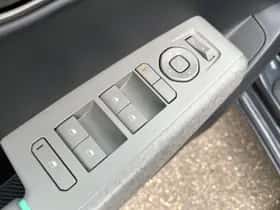Kia EV4 (2026) thumbnail 24