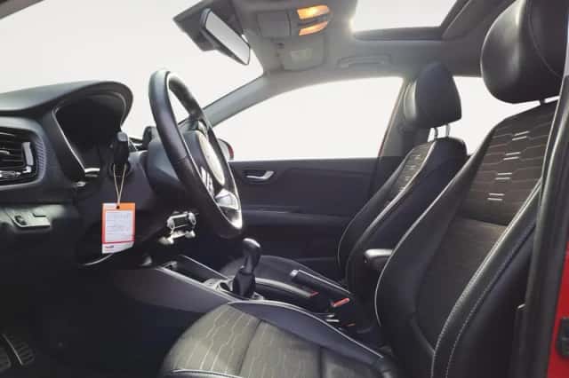 Kia Stonic (2025) thumbnail 27