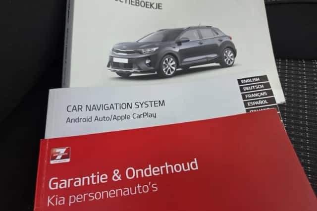 Kia Stonic (2019) thumbnail 29