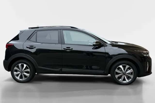 Kia Stonic (2025) thumbnail 4