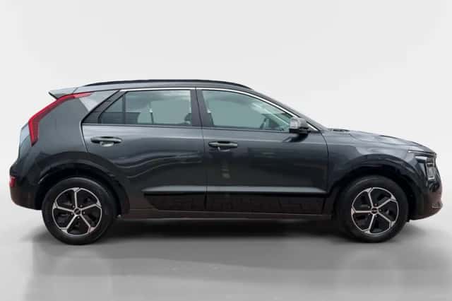 Kia Niro (2025) thumbnail 4