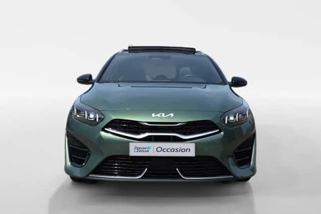 Kia Ceed Sportswagon (2024) thumbnail 2