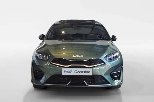 Kia Ceed Sportswagon (2024) thumbnail 2