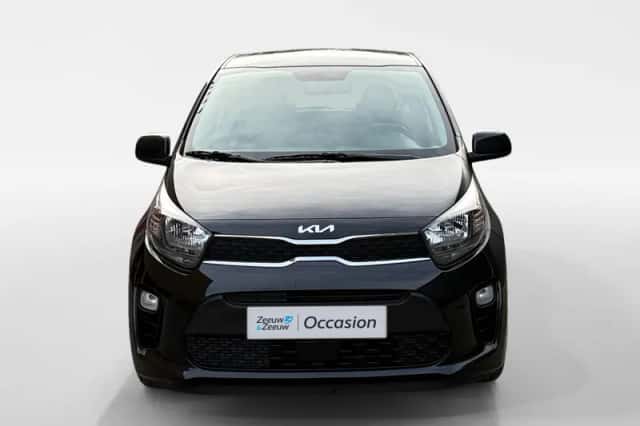 Kia Picanto (2022) thumbnail 2