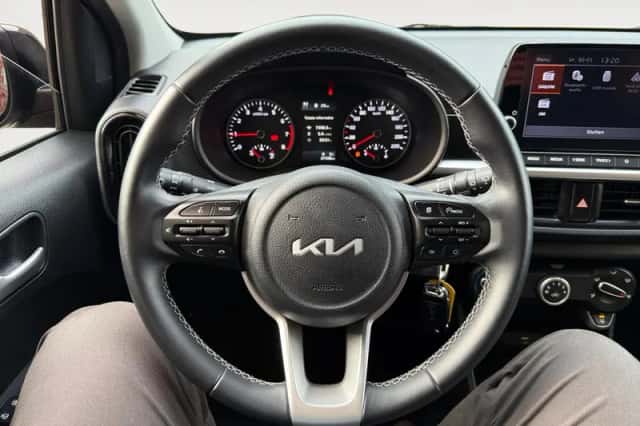 Kia Picanto (2022) thumbnail 17